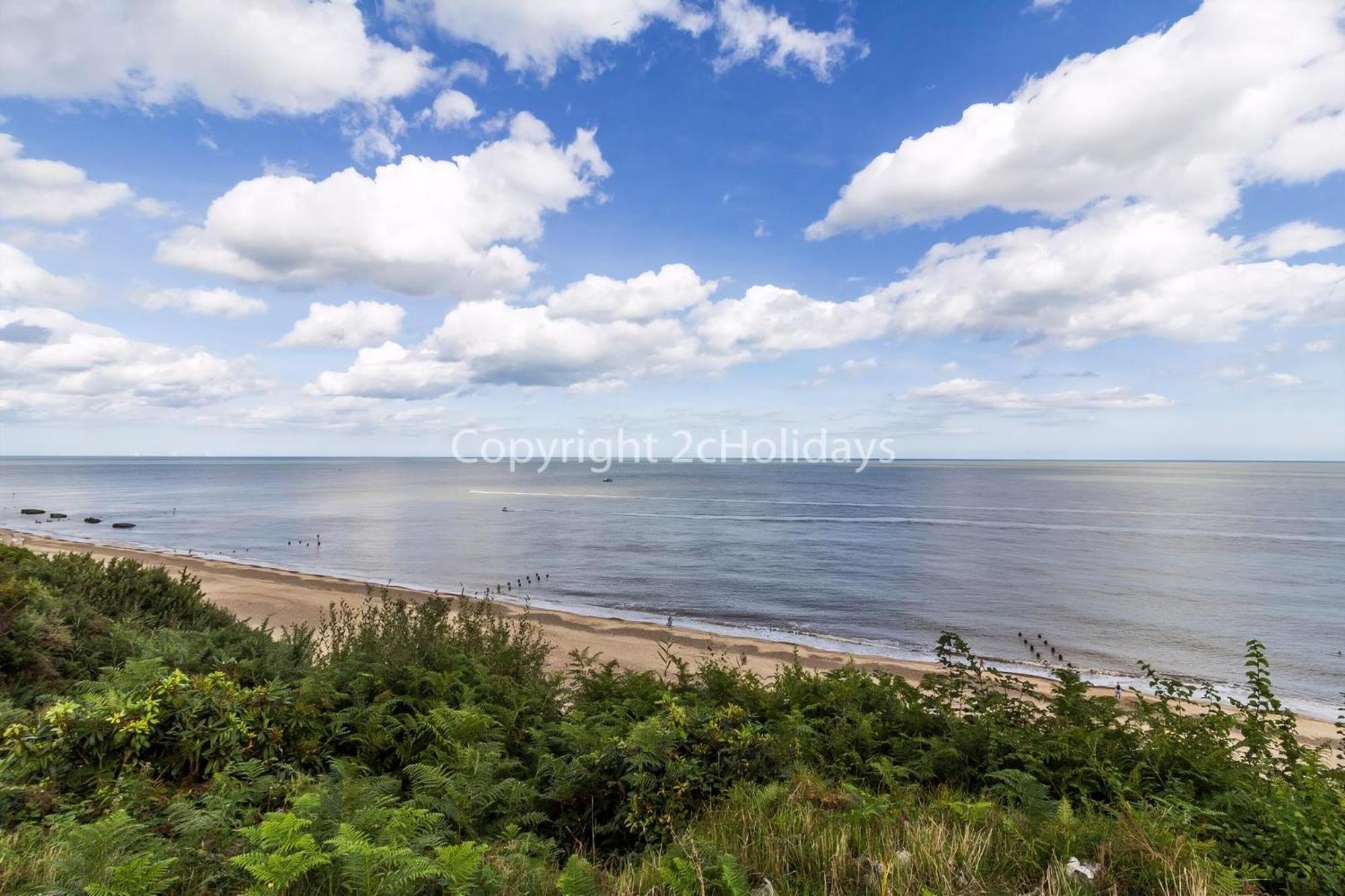 Beautiful Caravan For Hire With A Partial Sea View In Suffolk Ref 32042Az Лоустофт Экстерьер фото